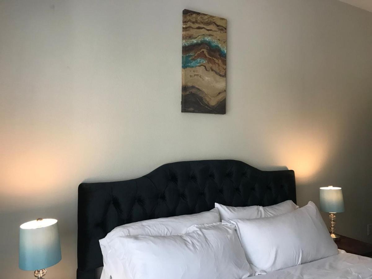 Spacious Furnished Resort Style Apartments Томбал Номер фото